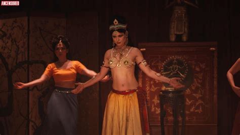 Naked Emilie Biason In Santos Dumont