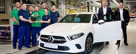 Daimler Startet Produktion Der A Klasse In Ungarn