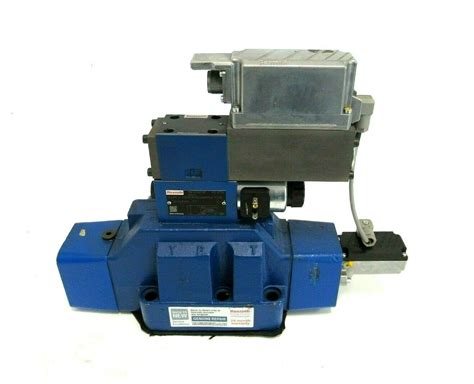 REFURBISHED BOSCH REXROTH 4WRPEH6C3B24L 2X G24K07A1M 00 CONTROL VALVE