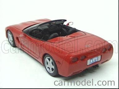 MAISTO Scale 1 18 CHEVROLET CORVETTE SPIDER 1998 RED