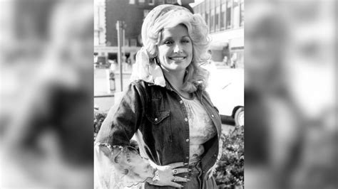 Dolly Parton Shares Glimpse Of Her Early Years With Carl Dean