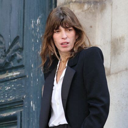 PHOTO Jane Birkin célébrée sa fille Lou Doillon publie de poignants