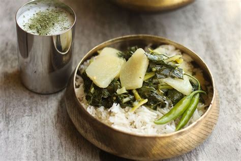 Monji Haakh Kohlrabi Cooked In Kashmiri Style Recipe Kohlrabi