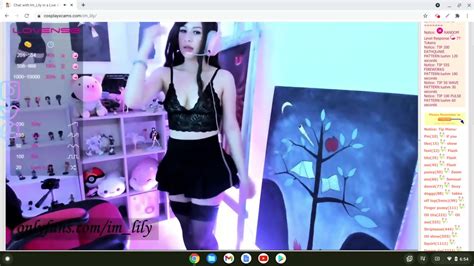 Twitch Gamer Cosplay Slut Shakes Ass