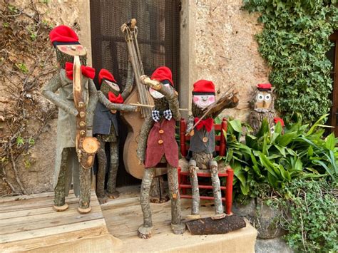 Mura, el pueblo que se llena de 'tions' por Navidad