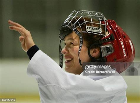 Cassie Campbell Photos and Premium High Res Pictures - Getty Images