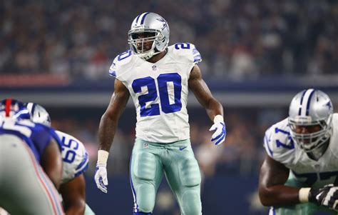 Dallas Cowboys: Darren McFadden calls it a career and retires