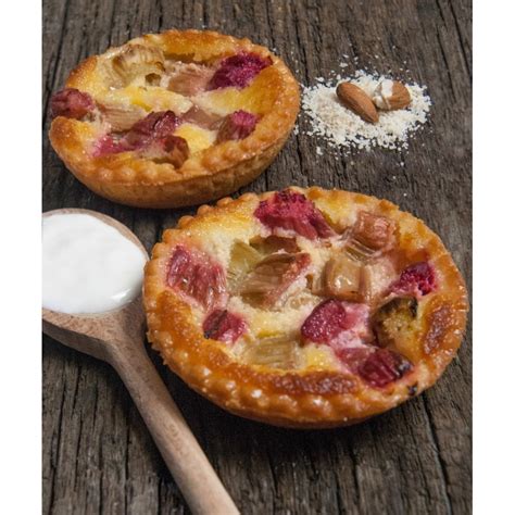 Tartelette A La Rhubarbe Et Creme Amande