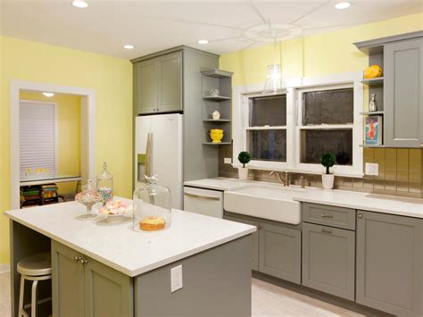 Quartz Kitchen Countertops: Pictures & Ideas From HGTV | HGTV