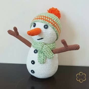 Happy Snowman - Free amigurumi pattern