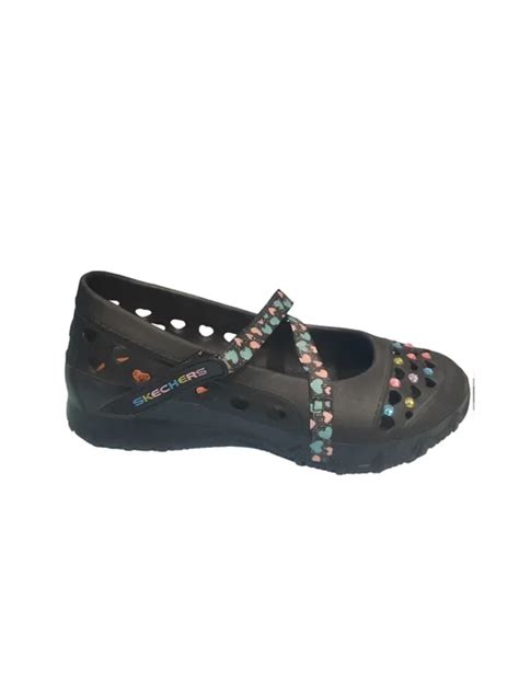 Skechers: купить товары бренда в интернет-магазине Wildberries