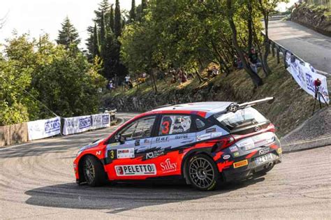 Hyundai Rally Team Italia Al Rally Due Valli Con Crugnola Ometto Per