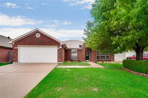 902 Trailview Dr Arlington TX 76018 Trulia