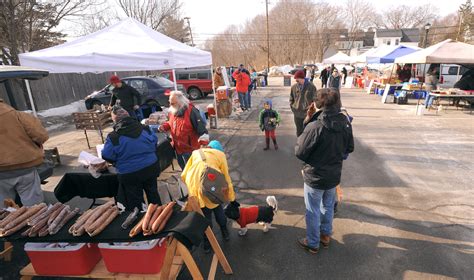 How To Shop Winter Farmers Markets Hello Homestead