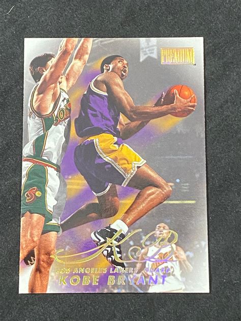 Lot Skybox Premium Kobe Bryant