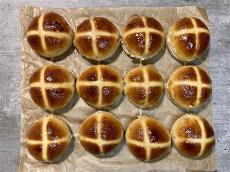Hot cross bun a tradicionális angol nagypénteki zsemle egy hu