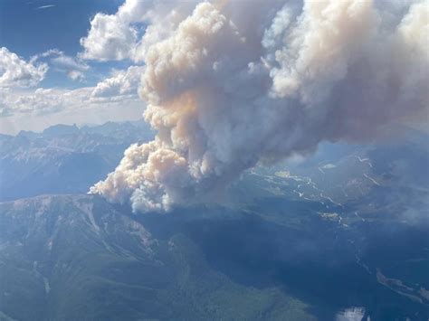 Fires Roar Near Invermere Cranbrook Kamloops In B C S Record