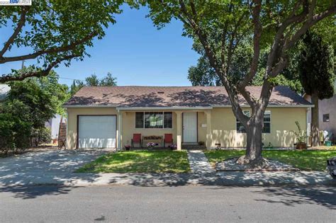 E Emerson Ave Tracy Ca Mls Redfin