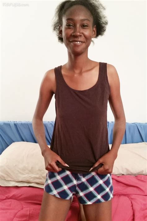 Thin Black Chick Chiyoki Toys Her Bush During Nude Modelling Premiere