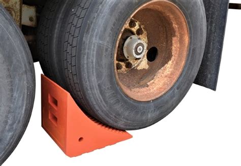 Buy Trailer Stabilizing Jacks Stands Wheel Chocks Hof Equipment Company