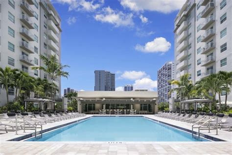 Apartments for Rent in Miami, FL - Camden Brickell