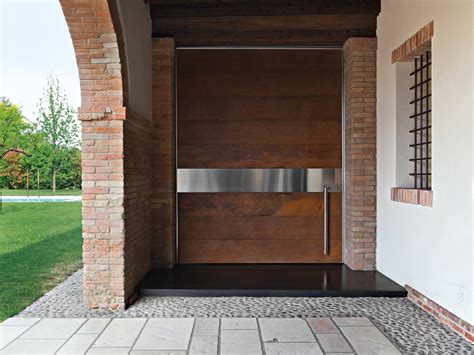 SYNUA Corten Entry Door By OIKOS VENEZIA