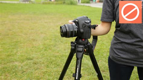 How To Attach A Camera To A Tripod Steps With Pictures