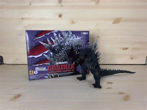 s.h. monsterarts godzilla 2000 Special Color Version | #1990967114