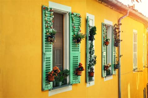 23 Outdoor Wall Art Ideas for a Stunning Exterior