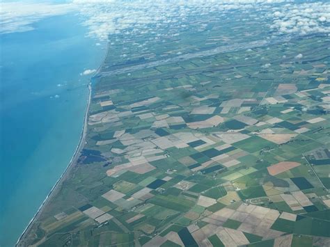 Antarctic Airlift: Christchurch gateway to Antarctica > Air Force