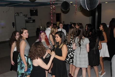 First Ever Freshman/Sophomore Semi-Formal Dance – The Cougar Courier