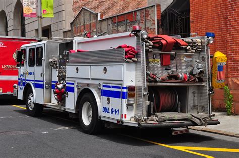 Newark Fire Department Engine E One Newark Fi Flickr