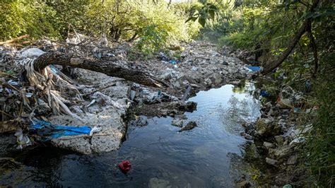 Realizan Relevamiento En Un Tramo Del Arroyo Colorado El Diario Paran