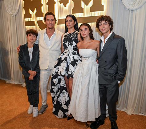 Matthew McConaughey Brings His Family to Rare Red Carpet Appearance