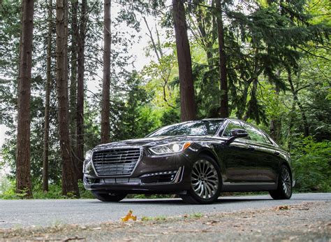 First Drive Review 2017 Genesis G90