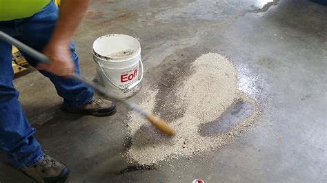 How To Clean Oil Off Your Smooth Concrete Garage Or Shop Floor In One Minuet Youtube