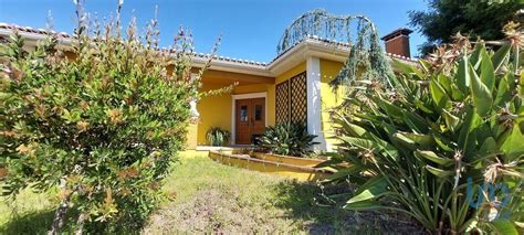 Home Villa with 3 Rooms in Souto da Carpalhosa e Ortigosa with 202 00 m²