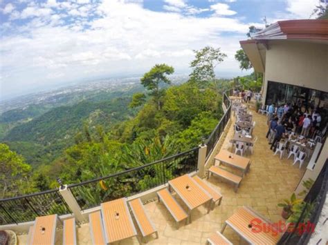 7 Mountain-Top Restaurants with a view in Busay