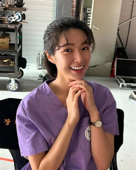 trauma code heroes  call actress ha young surprises fans