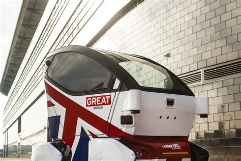 UK gives thumbs-up to driverless cars — but first come the driverless