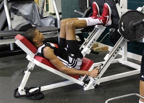 Giannis Antetokounmpo Workout 8113 Photo Gallery