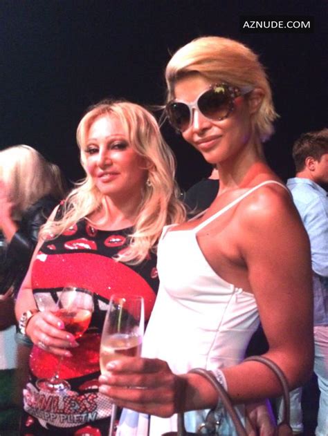 Micaela Schafer Hot Cleavage On The Marcel Remus Party Mallorca AZNude