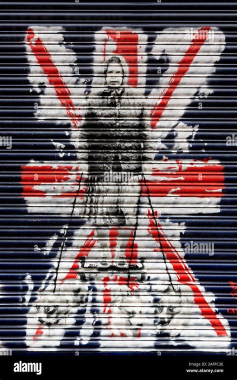 Queen Elizabeth Graffiti Hi Res Stock Photography And Images Alamy