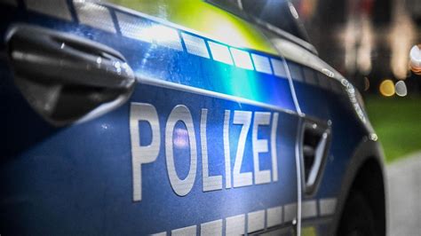 Hamminkeln Polizei Sucht Zeugen Nach Einbruch In Tankstelle