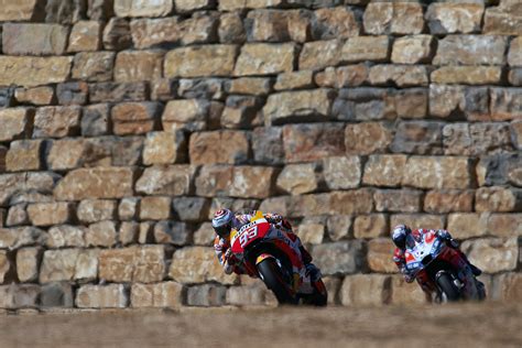 Marquez Wins Aragon Motogp As Lorenzo Crashes Out On St Lap Ap News