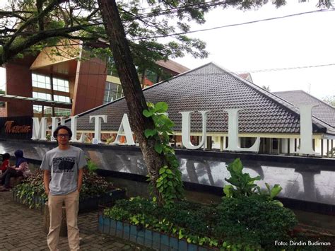 museum multatuli mengembalikan multatuli  lebak buruanco
