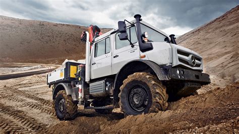 Hochgel Ndeg Ngiger Unimog Doppelkabine Mercedes Benz Trucks