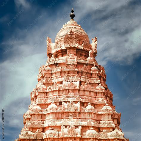 Gangaikonda Cholapuram Temple. Great architecture of Hindu Temple ...