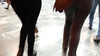 Culona Dans Le Metro Xvideos