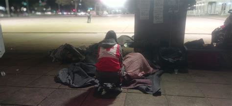 Pessoas invisíveis que a gente só enxerga quando quer